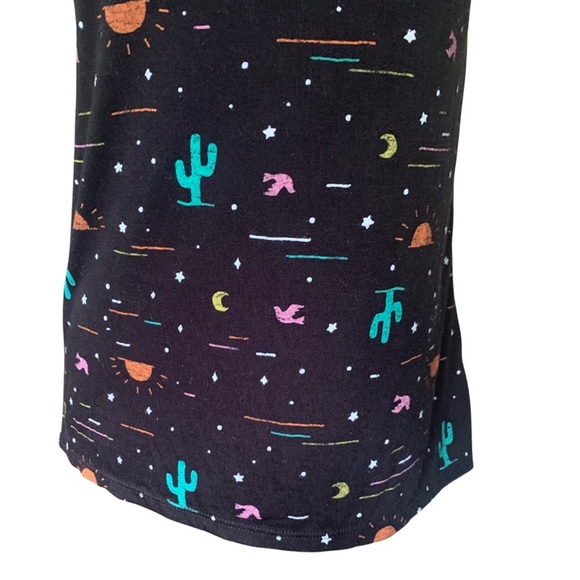 Modern Lux Black Crewneck Cactus Sun Moon Short Sleeve T-Shirt Size XS - Picture 8 of 9
